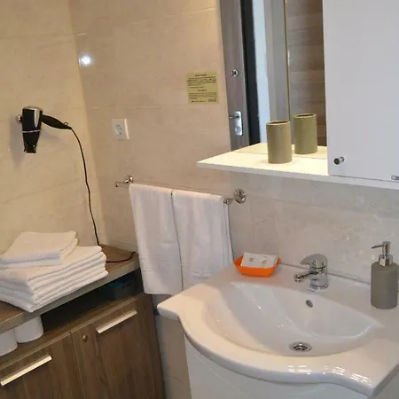 Pontika 2 Apartment